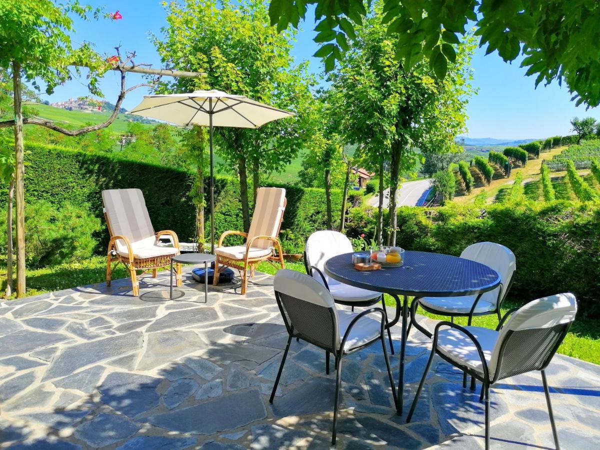 Holiday Home Cannubi In Barolo Bagian luar foto